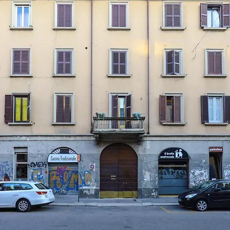 Modern House Navigli 아파트 밀라노